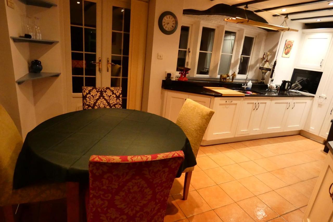 Redfearn Cottage Apperley Bridge Buitenkant foto